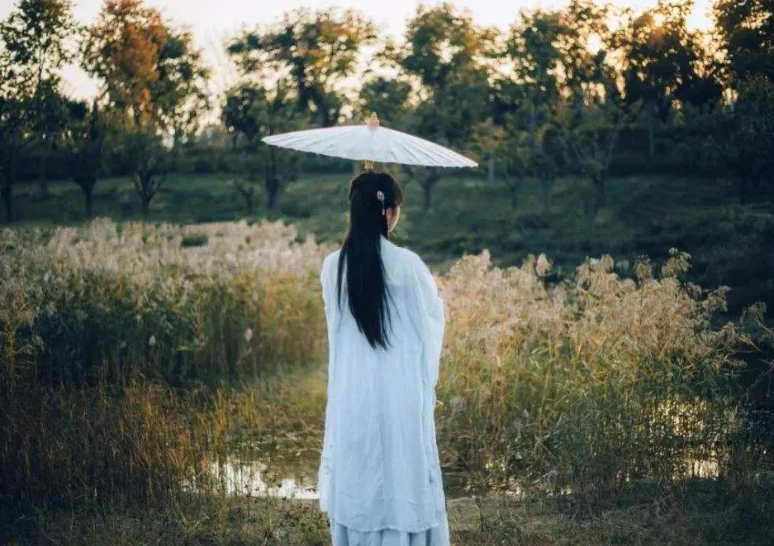 不要因为善良，给别人撑伞，淋湿了自己  第1张